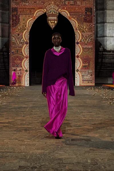 Look 67